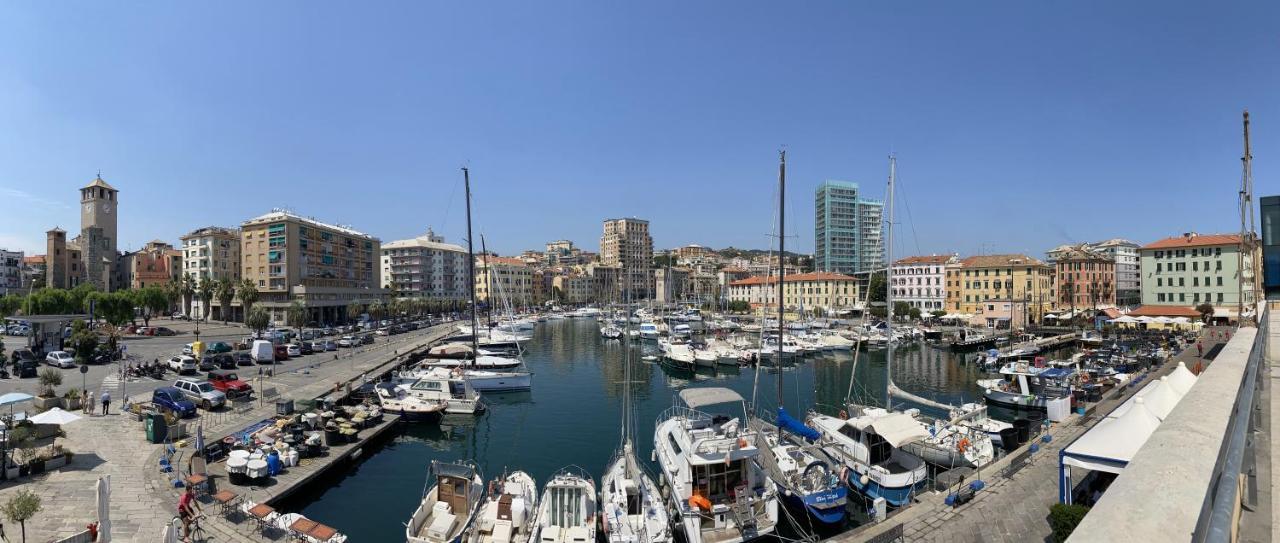 Cozy Loft Marina View Apartment Savona Exterior photo